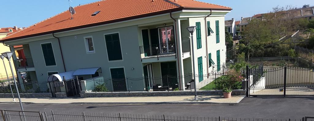 La Strelitzia Cervo Mare Lägenhet Exteriör bild
